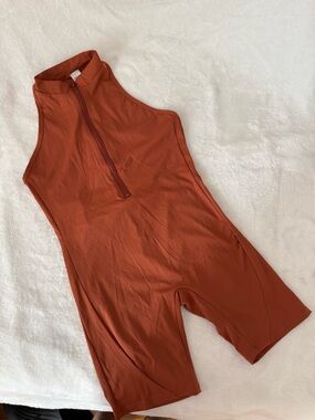Sleeveless Zip-Front athletic Romper in Rust